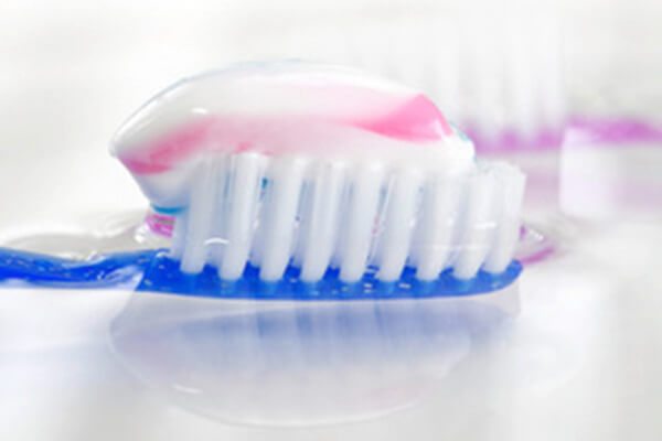 Zahnfleisch-Behandlung