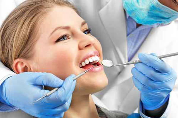 Wurzelkanal-Behandlung